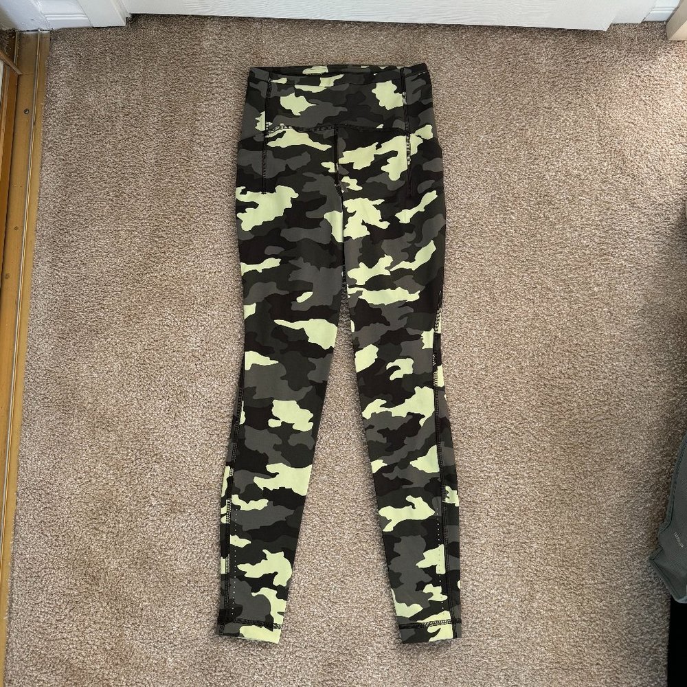 LuluLemon Swift Speed HR Tight 28": Camo